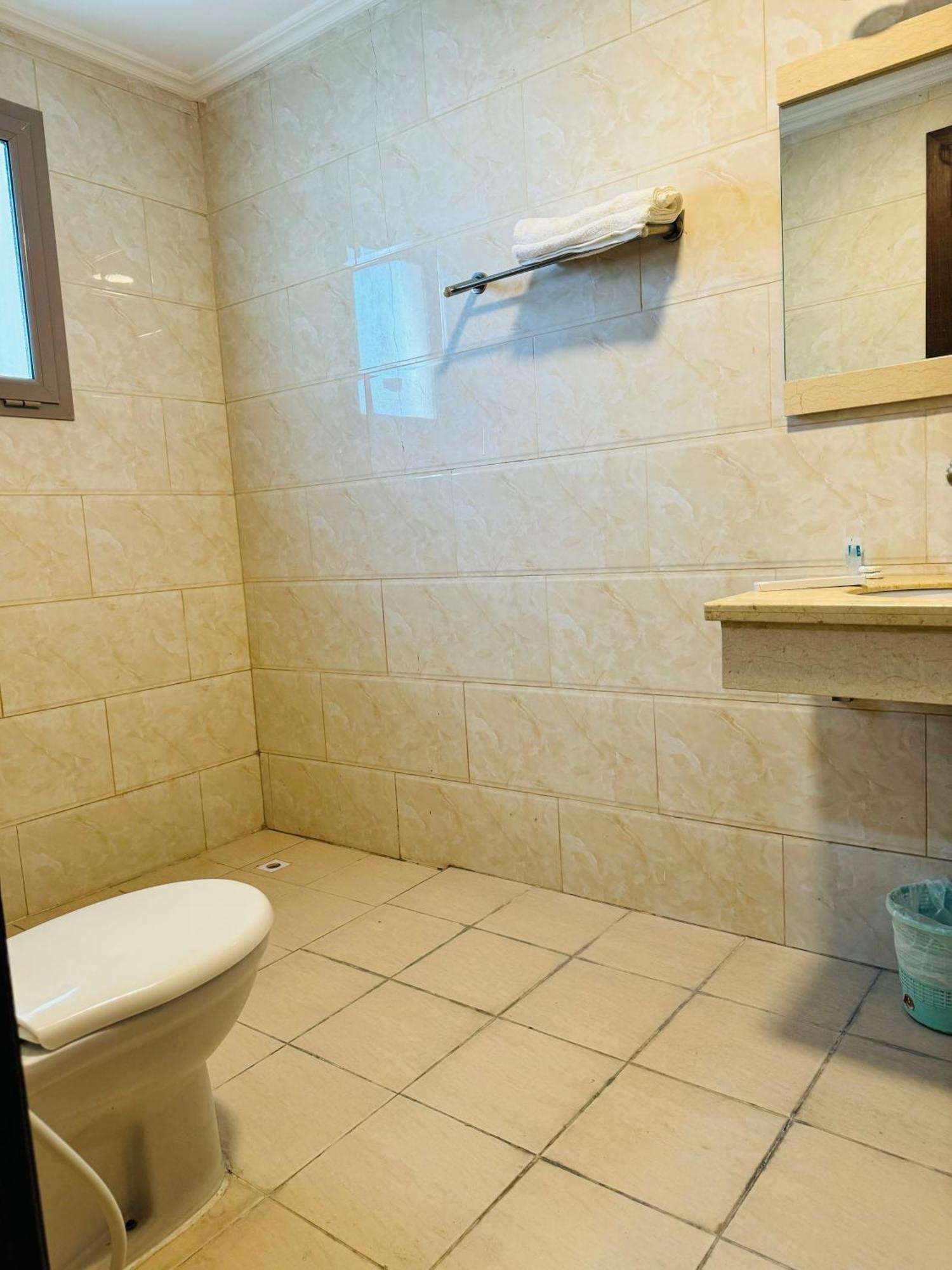 Al Hayat Suites Apartment Manama Dış mekan fotoğraf