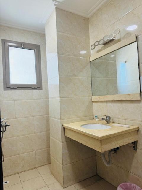 Al Hayat Suites Apartment Manama Dış mekan fotoğraf